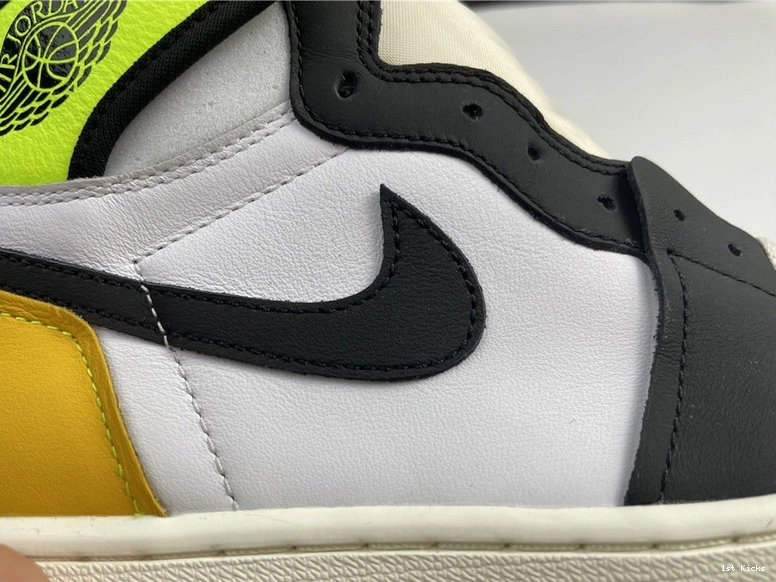 Gold”  1  “University  Air Jordan High OG 555088-118 0511